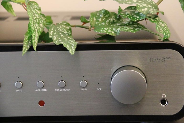 Peachtree Audio nova300 Review | The Master Switch